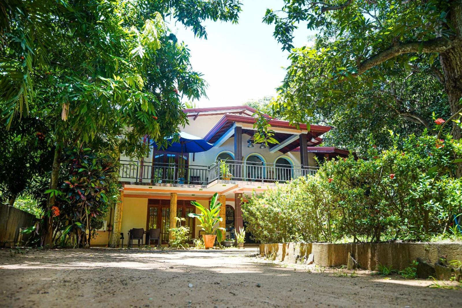 Leopard City Hostel Yala Tissamaharama Exterior photo